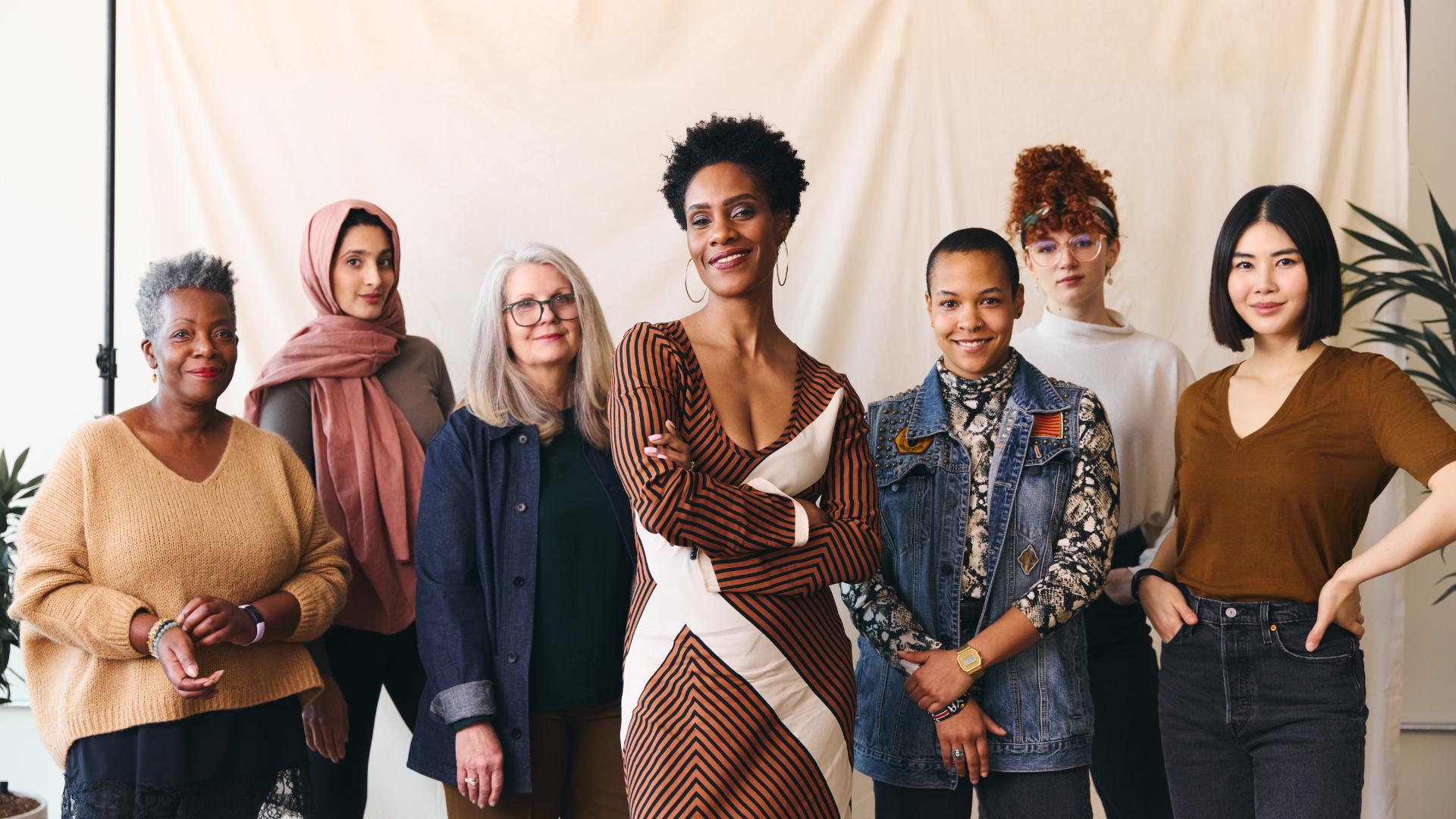 Hundreds take to downtown Toronto to celebrate International Women's Day